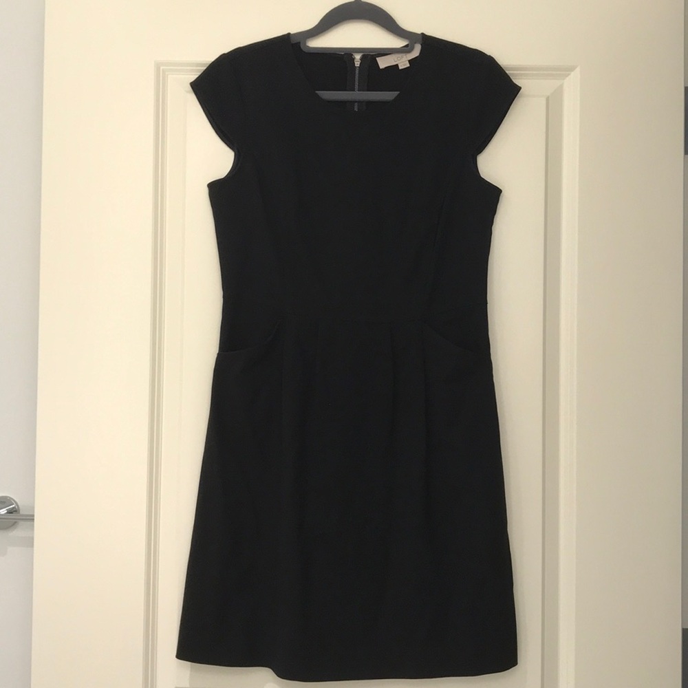Black Cap Sleeve Sheath Dress